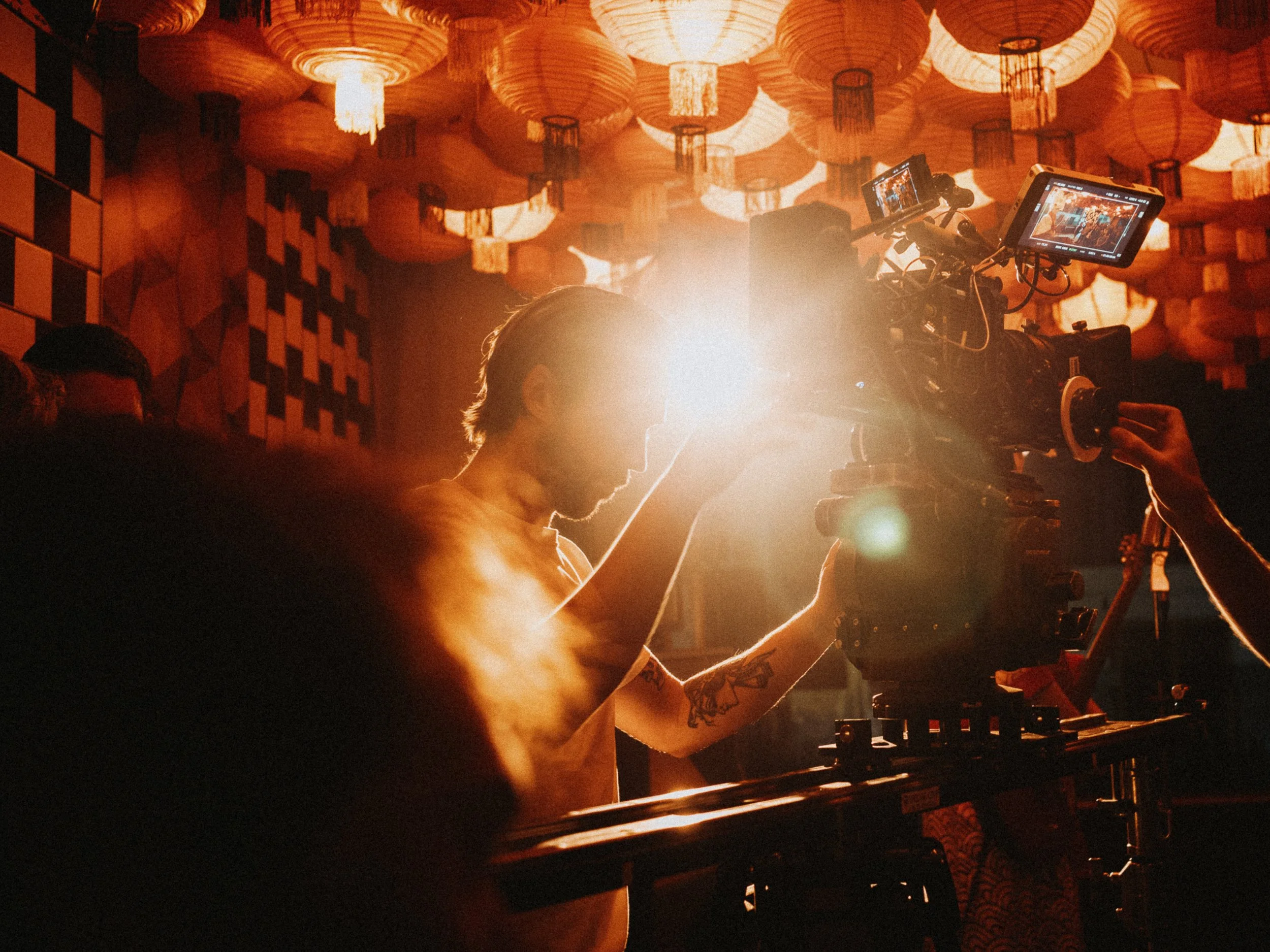 Justin Henning on set